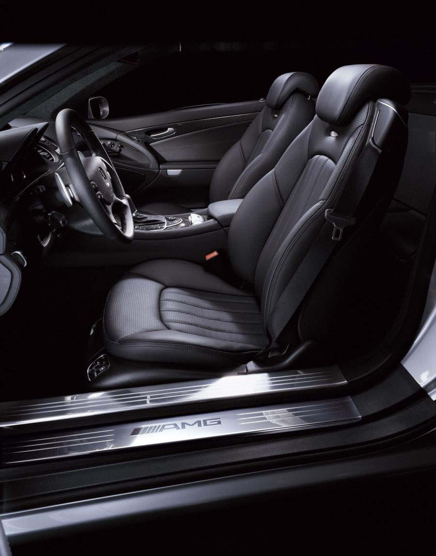  Mercedes-Benz SL55 AMG 2006 года  (фото 35 из 69)